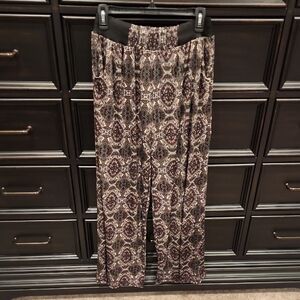 Wide Leg Silky Pants - Size Large